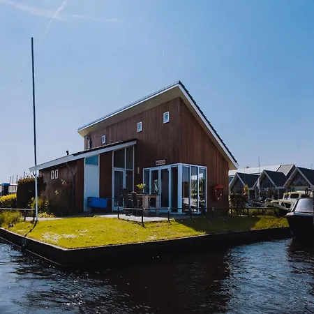 House By Uitgeestermeer With Garden, Cleaning Included